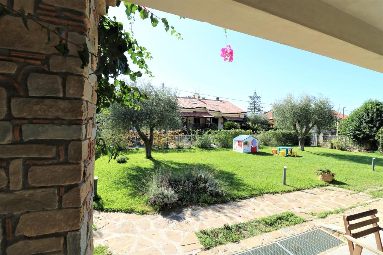 אשאה Villa Di Marinella מראה חיצוני תמונה